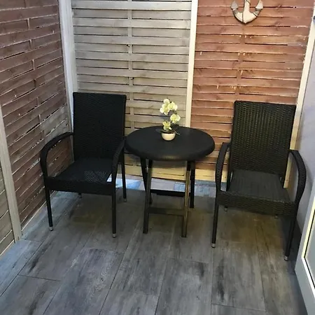 Dama Blizina Amfiteatra I Bus Kolodvora ,besplatan Privatni Parking,self-check- In * Póla